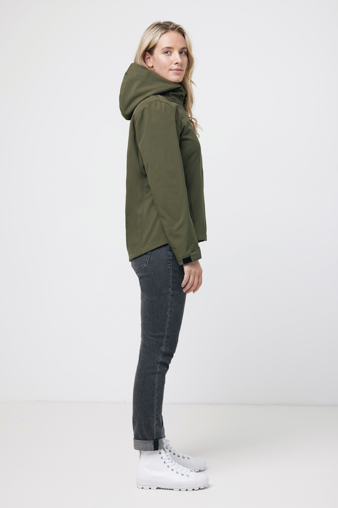 IQONIQ Makalu Damen-Softshelljacke aus recyceltem Polyester mit Logo-Veredelung