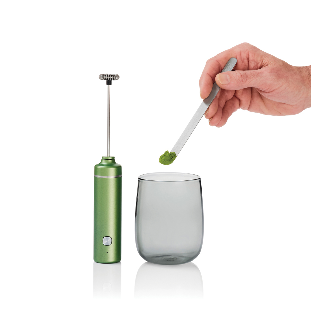 AdHoc Matcha-Genießerset Chado mit Aufschäumer, Glas und Löffel – mit Logo bedruckbar