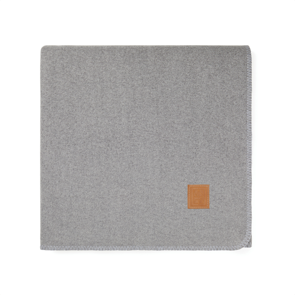 VINGA Moulton Decke aus 100% GRS-rPET, 170 × 130 cm, mit Logo-Veredelung