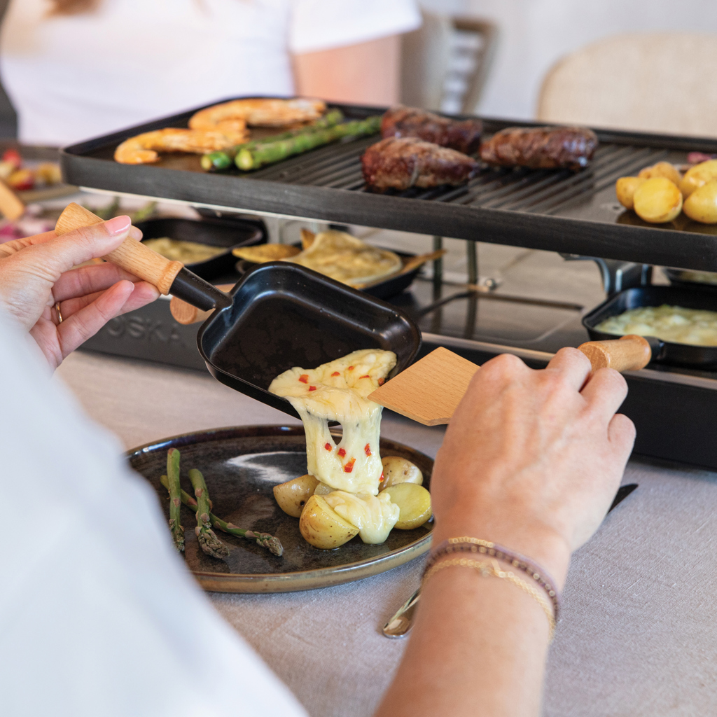 Boska Raclette Gourmet Party für 8 Personen – Edelstahl & Holz, mit Logo-Gravur