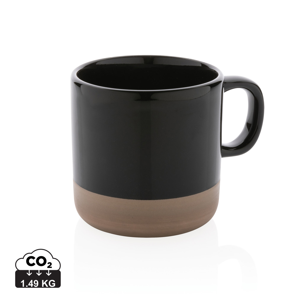Keramikbecher 360 ml, glasiert, Naturboden – schwarz