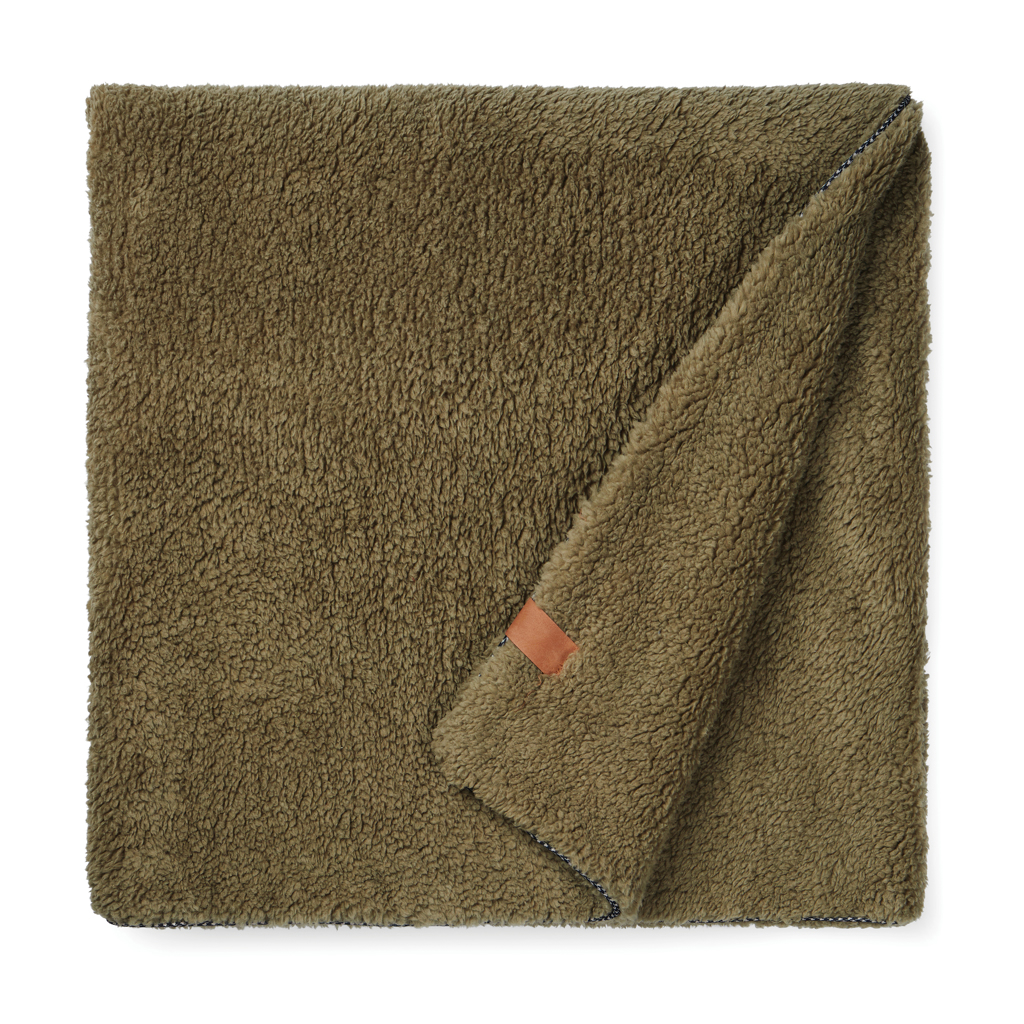 VINGA Maine Doppelflor-Decke aus 65 % recyceltem Polyester (GRS), 170 × 130 cm VINGA Maine Doppelflor-Decke aus 65 % recyceltem Polyester (GRS), 170 × 130 cm
