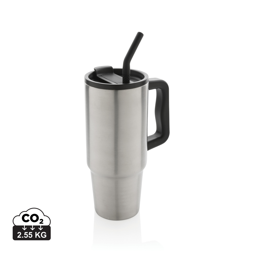 XD Collection Embrace Deluxe Thermobecher 900 ml aus RCS-recyceltem Edelstahl, gravur- und druckfähig XD Collection Embrace Deluxe Thermobecher 900 ml aus RCS-recyceltem Edelstahl, gravur- und druckfähig