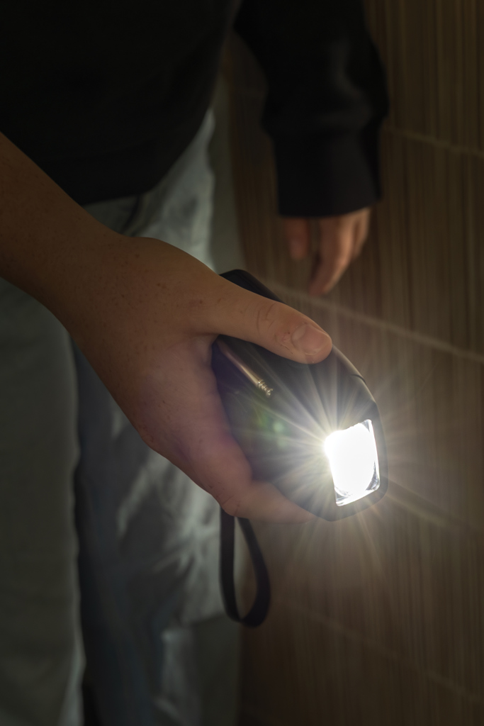 XD Collection RescueWave Notfallradio mit Solar, Handkurbel und Powerbank — ABS recycelt, bedruckbar