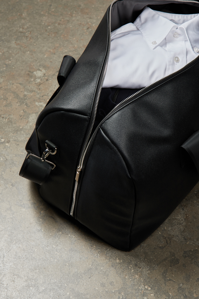 VINGA Bermond Wochenendtasche aus recyceltem PU, RCS-zertifiziert