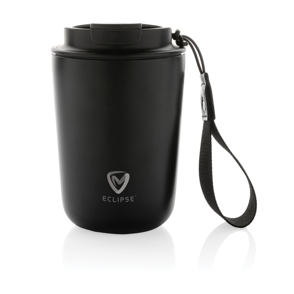 XD Collection Cuppa Vakuumbecher 380 ml aus RCS-Edelstahl mit Umhängeband – inkl. Lasergravur oder 360°-Digitaldruck XD Collection Cuppa Vakuumbecher 380 ml aus RCS-Edelstahl mit Umhängeband – inkl. Lasergravur oder 360°-Digitaldruck