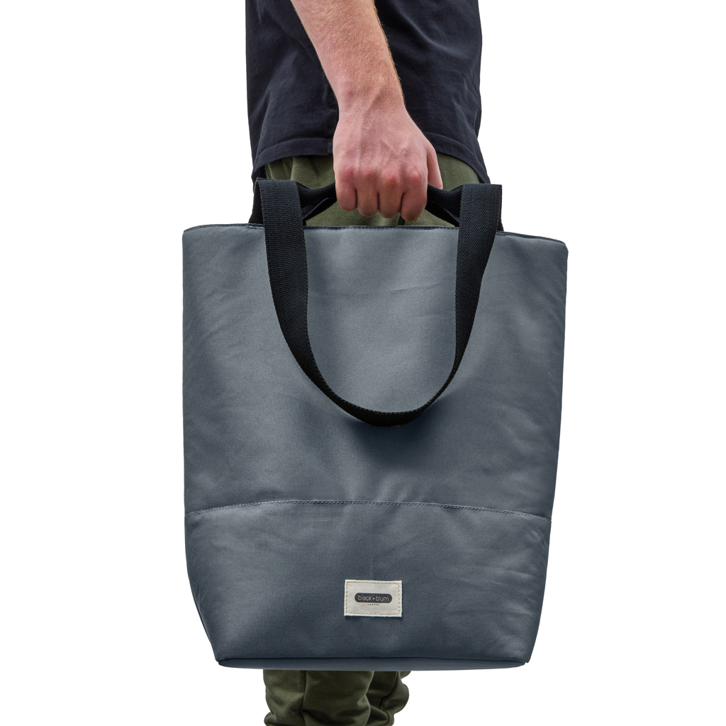 Black+Blum Kühltasche 16L aus recyceltem PET, bedruckbar Black+Blum Kühltasche 16L aus recyceltem PET, bedruckbar