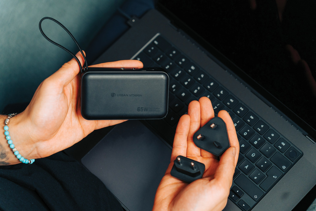 Urban Vitamin Eureka Hybrid-Ladegerät 65 W GaN & Powerbank 10.000 mAh, RCS-recyceltes PC