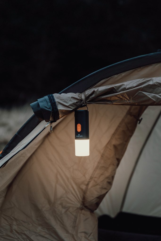 Nordic Drift Titan 2-in-1-Luftpumpe und Campinglampe mit Logo (Tampondruck)