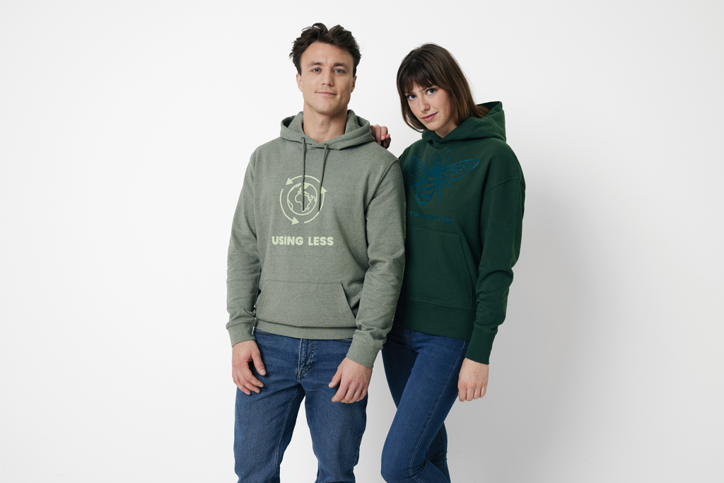 iqoniq Yoho Relax-Hoodie 340 g/m² aus 50 % recycelter & 50 % Bio-Baumwolle, bestickbar & bedruckbar iqoniq Yoho Relax-Hoodie 340 g/m² aus 50 % recycelter & 50 % Bio-Baumwolle, bestickbar & bedruckbar