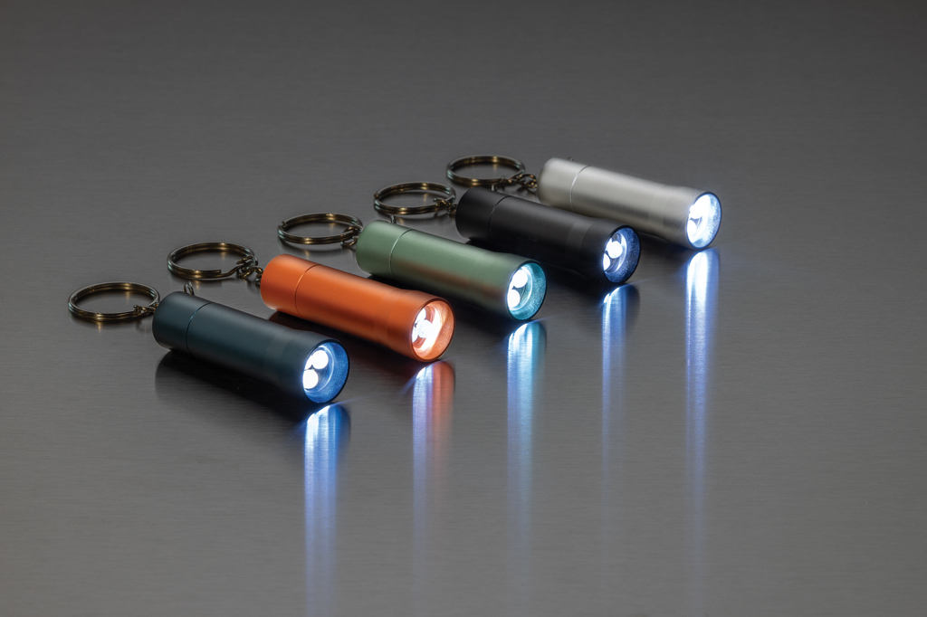 Flash 3-LED-Schlüsselanhänger-Taschenlampe aus RCS-zertifiziertem Recycling-Aluminium Flash 3-LED-Schlüsselanhänger-Taschenlampe aus RCS-zertifiziertem Recycling-Aluminium