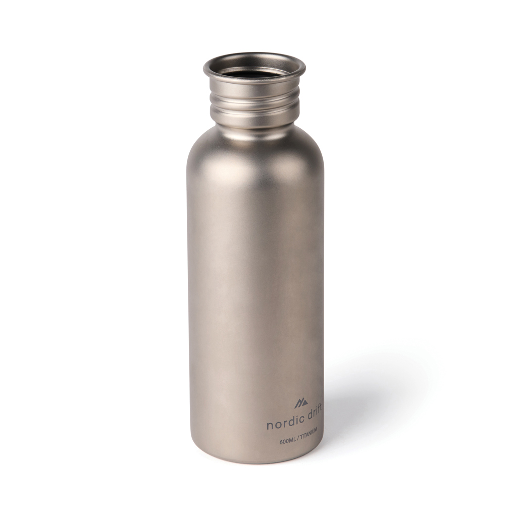 Nordic Drift Trail Titan-Wasserflasche 600 ml, ultraleicht, mit Lasergravur oder Tampondruck Nordic Drift Trail Titan-Wasserflasche 600 ml, ultraleicht, mit Lasergravur oder Tampondruck