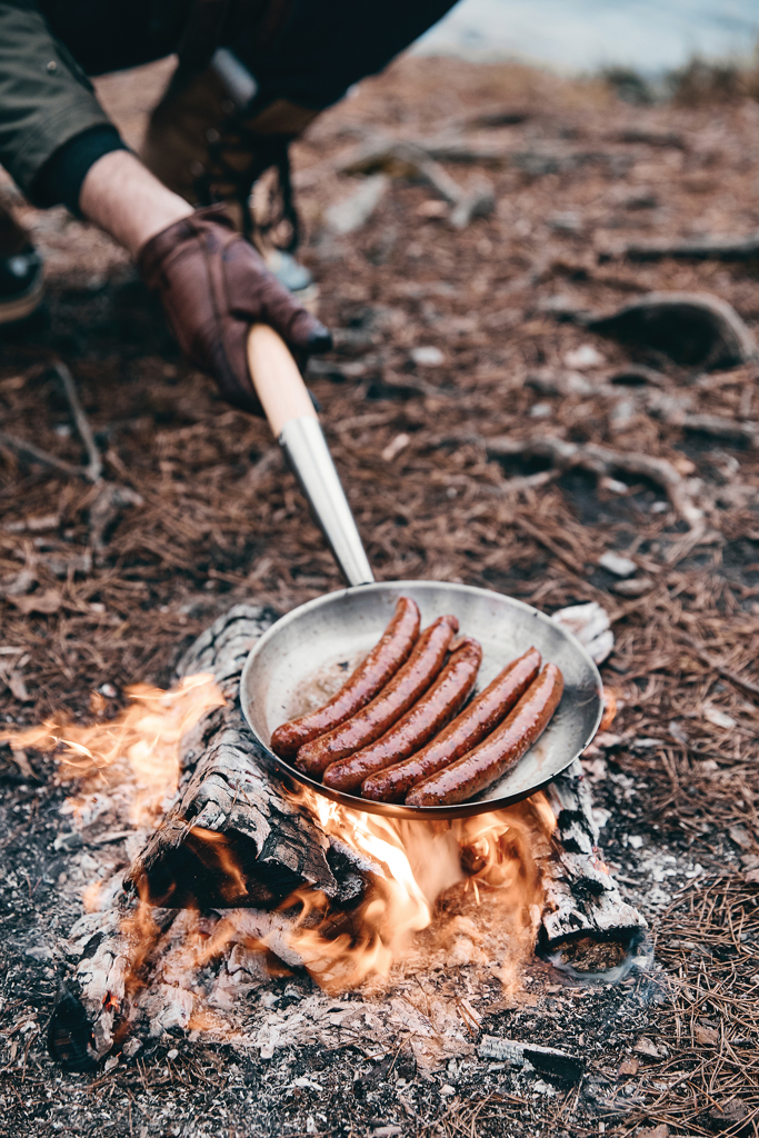 VINGA Vici Outdoorpfanne aus Edelstahl mit Holzgriff – individuell bedruckbar VINGA Vici Outdoorpfanne aus Edelstahl mit Holzgriff – individuell bedruckbar