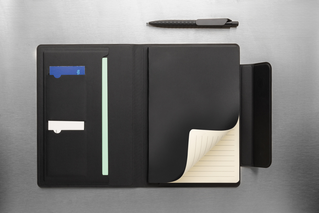 Stuart Magnet-Portfolio A5 aus recyceltem PU mit MagSafe-Halter Stuart Magnet-Portfolio A5 aus recyceltem PU mit MagSafe-Halter