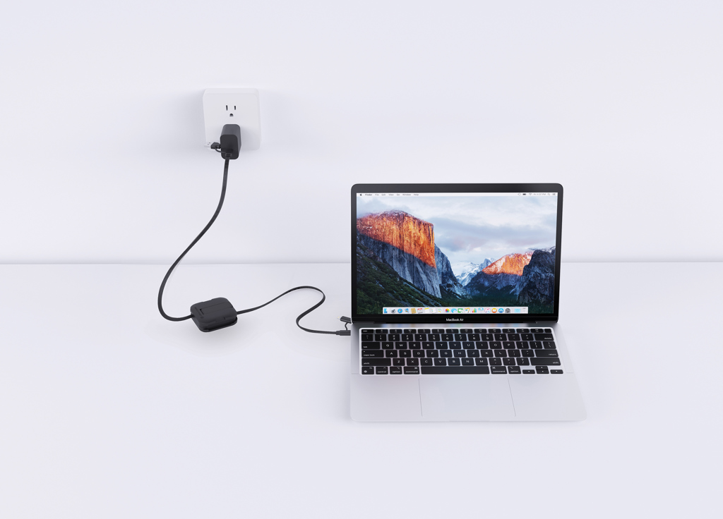 RCS-zertifizierter 100W USB-C Ladehalter, recycelt schwarz