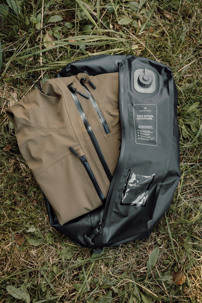 Nordic Drift Trail Vakuumbeutel mit Pumpe, 20 l, IPX8 - mit Logo bedruckbar