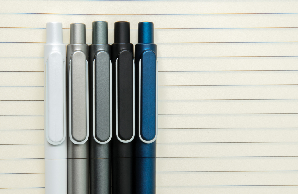 X6 Stift mit Metallic-Finish und Dokumental-Mine — bedruckbar