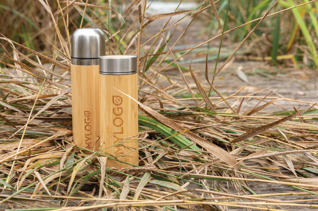 XD Collection Bambus-Vakuumflasche 300 ml — doppelwandig, auslaufsicher, mit Logo bedruckbar XD Collection Bambus-Vakuumflasche 300 ml — doppelwandig, auslaufsicher, mit Logo bedruckbar