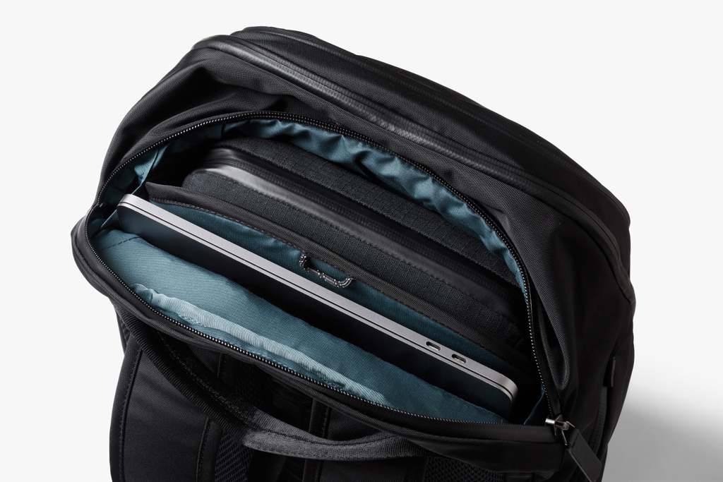 Bellroy Transit Rucksack — 16-Zoll-Laptop-Reiserucksack aus recyceltem PET Bellroy Transit Rucksack — 16-Zoll-Laptop-Reiserucksack aus recyceltem PET