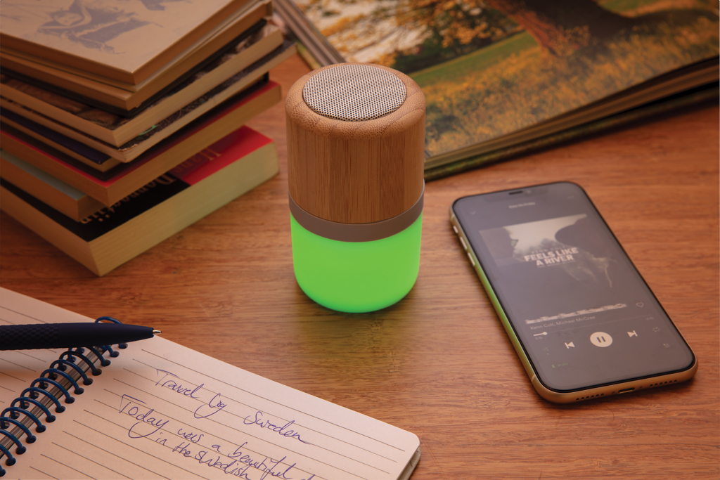 XD Collection Bambus-Lautsprecher mit Mood-Light, 3W Bluetooth 5.0 — bedruckbar XD Collection Bambus-Lautsprecher mit Mood-Light, 3W Bluetooth 5.0 — bedruckbar