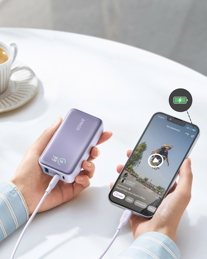 Anker Powerbank 10.000mAh 30W USB-C PD, 3 Ports – schwarz Anker Powerbank 10.000mAh 30W USB-C PD, 3 Ports – schwarz