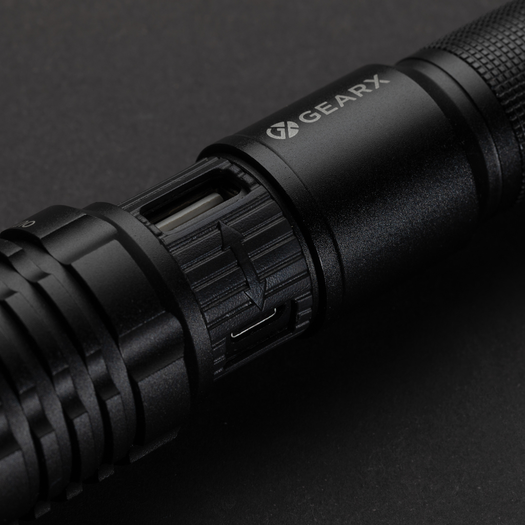 Gear X wiederaufladbare USB-Taschenlampe mit 1000 Lumen — bedruckbar als Werbeartikel