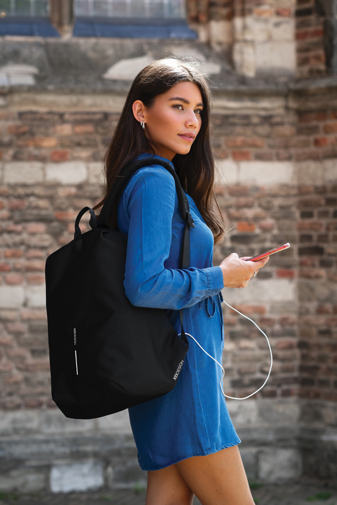 XD Design Bobby Soft Anti-Diebstahl-Rucksack mit RFID-Schutz aus rPET