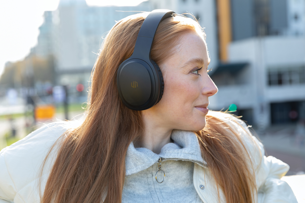 Urban Vitamin Belmont Bluetooth-Kopfhörer mit Logo-Druck