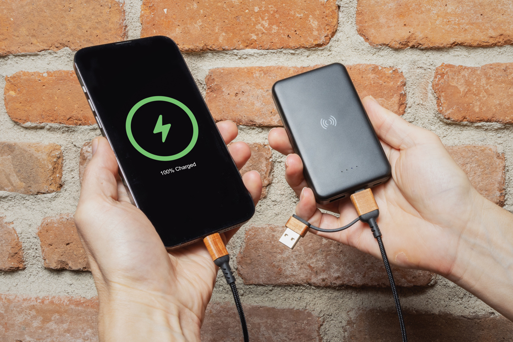 Ohio Luxus 6-in-1 Kabel Kirschholz – Exklusives Werbegeschenk mit Logo