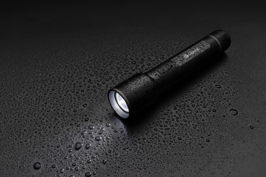 Gear X LED-Taschenlampe RCS-Aluminium 800 Lumen mit USB-C-Akku Gear X LED-Taschenlampe RCS-Aluminium 800 Lumen mit USB-C-Akku