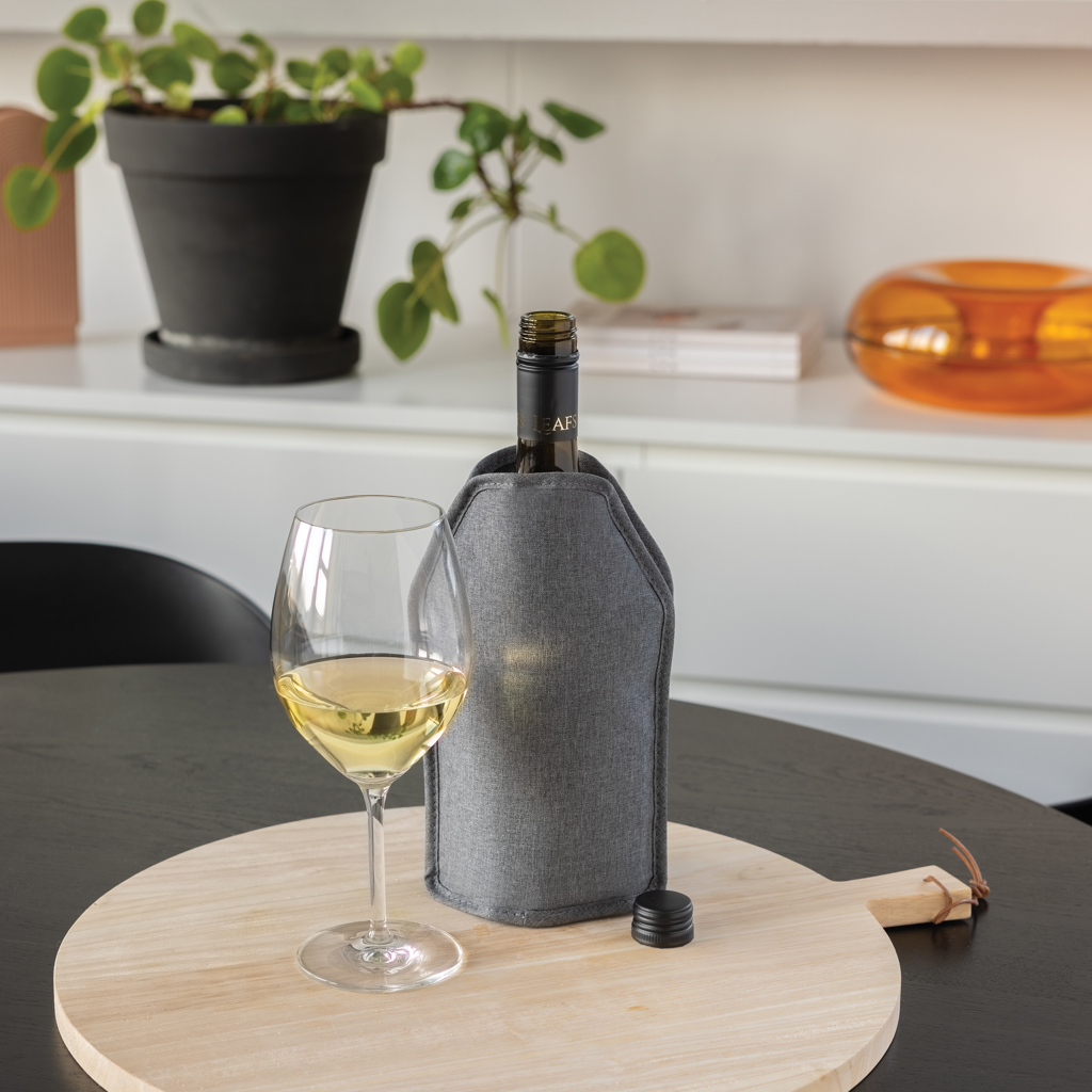 Vino AWARE rPET Weinkühler-Sleeve mit Logodruck Vino AWARE rPET Weinkühler-Sleeve mit Logodruck
