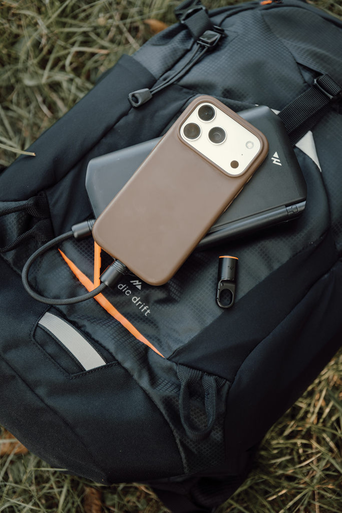 Nordic Drift Everest USB-C-Ladekabel 60 W mit Karabiner – mit Logo veredelbar Nordic Drift Everest USB-C-Ladekabel 60 W mit Karabiner – mit Logo veredelbar