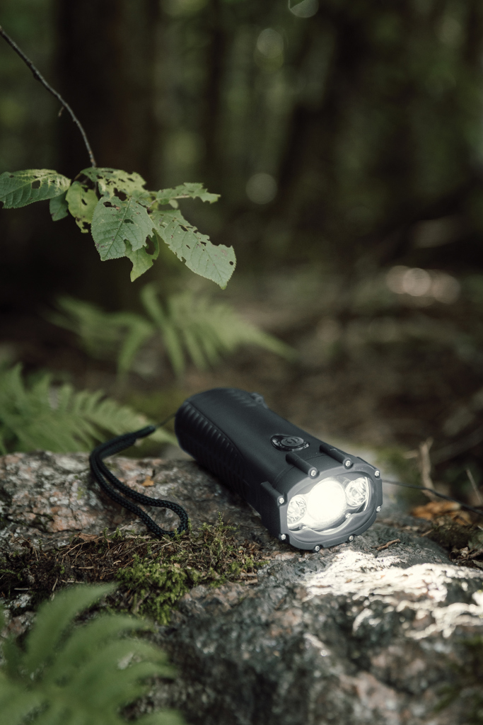 Nordic Drift Everest IPX8 Kurbel-Taschenlampe mit Powerbank, mit Logo bedruckbar