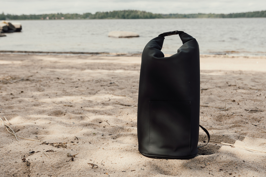 VINGA Baltimore RCS Roll-Top Kühltasche, 23 % Recycling-Polyester, bedruckbar VINGA Baltimore RCS Roll-Top Kühltasche, 23 % Recycling-Polyester, bedruckbar