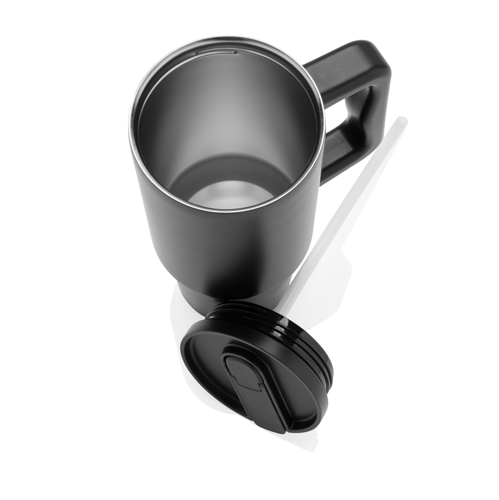 XD Collection Embrace Thermobecher 900 ml aus RCS-recyceltem Edelstahl, auslaufsicher, mit Logo veredelbar XD Collection Embrace Thermobecher 900 ml aus RCS-recyceltem Edelstahl, auslaufsicher, mit Logo veredelbar