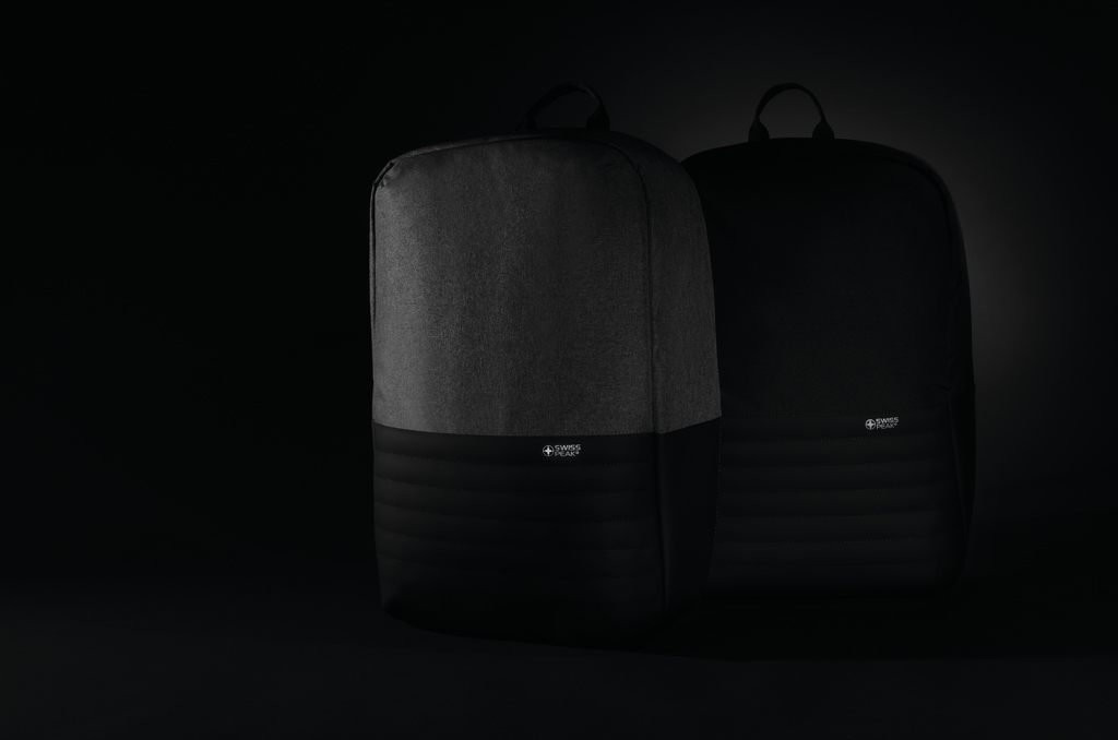 Swiss Peak AWARE Anti-Theft Laptop-Rucksack 15,6 Zoll aus rPET Swiss Peak AWARE Anti-Theft Laptop-Rucksack 15,6 Zoll aus rPET
