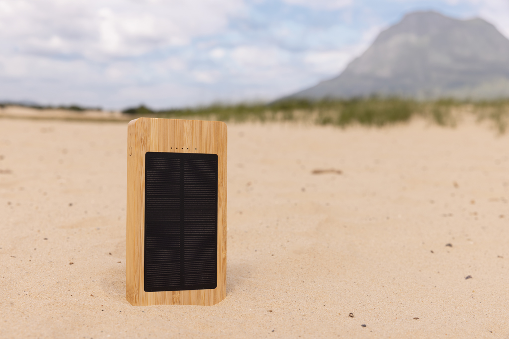 Sunwick Solar-Powerbank 10.000 mAh aus FSC-Bambus, bedruckbar Sunwick Solar-Powerbank 10.000 mAh aus FSC-Bambus, bedruckbar