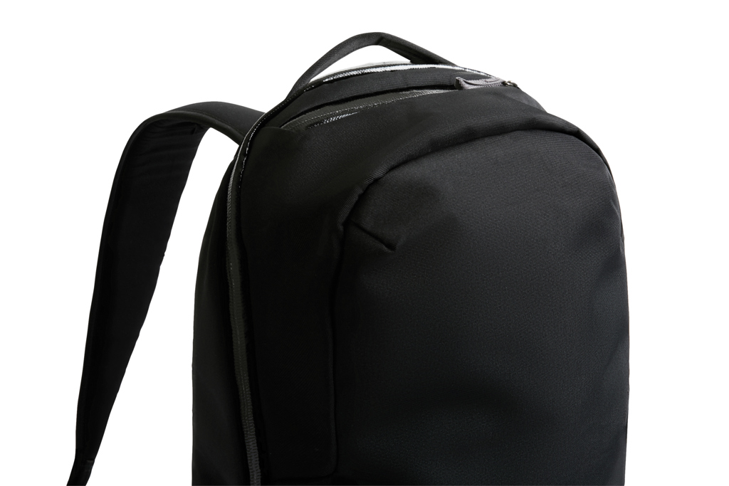 Bellroy Via Rucksack 16-Zoll, recyceltes PET, schwarz – bedruckbar