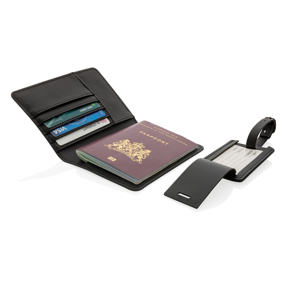 Swiss Peak Reise-Geschenkset aus GRS-recyceltem PU (Passhalter + Gepäckanhänger) mit Logoveredelung Swiss Peak Reise-Geschenkset aus GRS-recyceltem PU (Passhalter + Gepäckanhänger) mit Logoveredelung