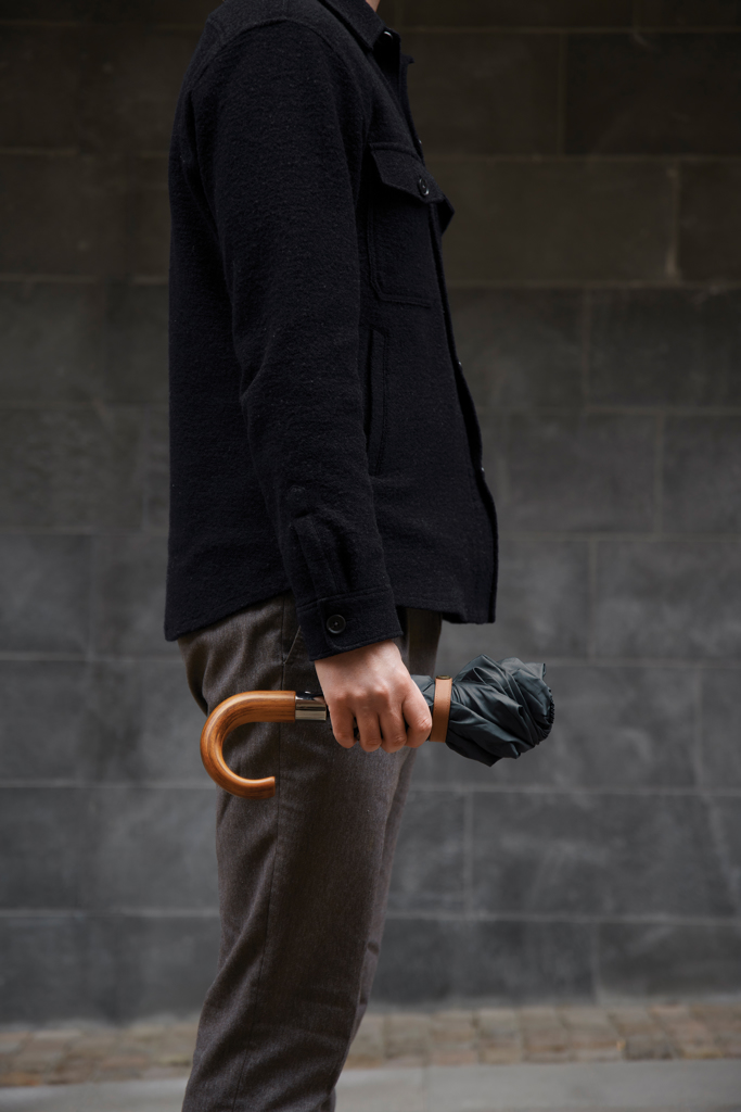 VINGA Bosler AWARE Taschenschirm aus recyceltem PET, 21 Zoll, mit Logo bedruckbar VINGA Bosler AWARE Taschenschirm aus recyceltem PET, 21 Zoll, mit Logo bedruckbar