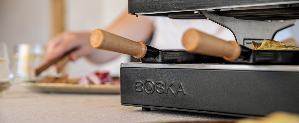 Boska Raclette Gourmet Party für 8 Personen – Edelstahl & Holz, mit Logo-Gravur