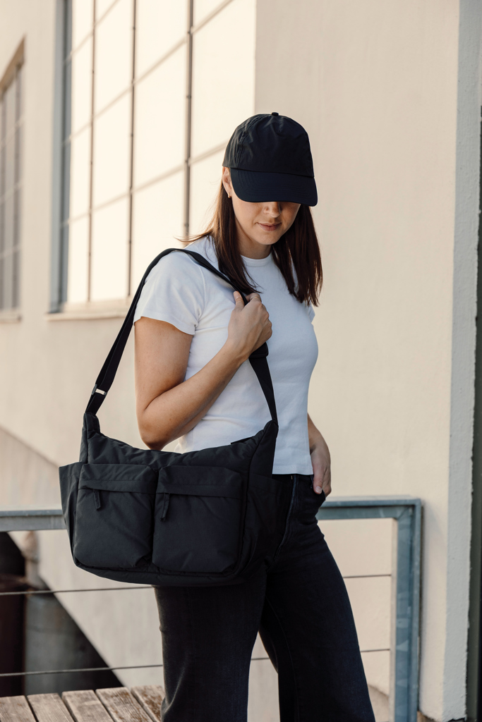 XD Xclusive KENTO URBAN gepolsterte Crossover-Tasche mit 46 % Recyclinganteil, bedruckbar XD Xclusive KENTO URBAN gepolsterte Crossover-Tasche mit 46 % Recyclinganteil, bedruckbar