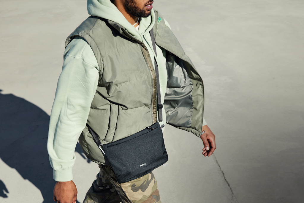 Bellroy Lite Sacoche Crossbody-Tasche aus recyceltem PET-Ripstop