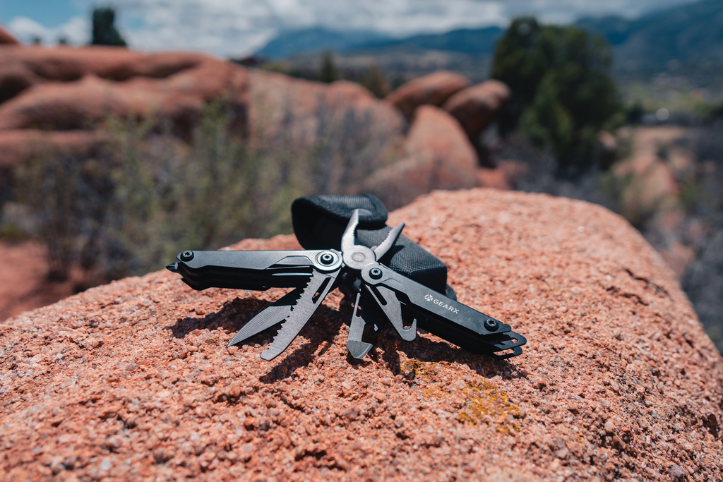 GearX Multitool 13 Funktionen mit Zange aus 420er Edelstahl, schwarz