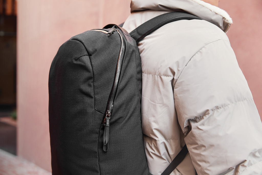 Bellroy Via Rucksack 16-Zoll, recyceltes PET, schwarz – bedruckbar Bellroy Via Rucksack 16-Zoll, recyceltes PET, schwarz – bedruckbar