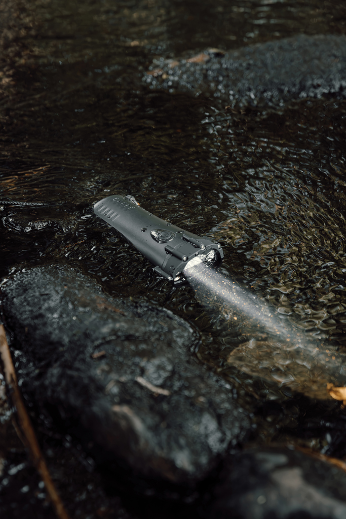 Nordic Drift Everest IPX8 Kurbel-Taschenlampe mit Powerbank, mit Logo bedruckbar