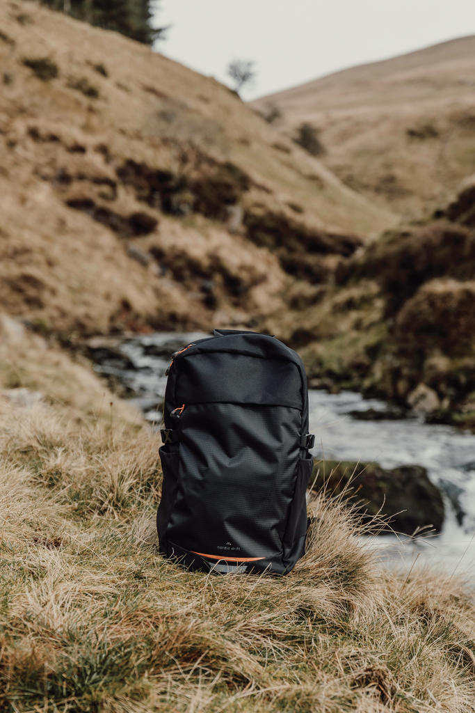 Nordic Drift Trail Daypack 16L RCS – Recycling-Rucksack mit Laptopfach, individuell besticken oder bedrucken