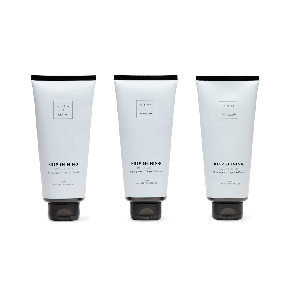 VINGA x TGL Körperpflege-Geschenkset 3-teilig mit Duschgel, Peeling und Lotion VINGA x TGL Körperpflege-Geschenkset 3-teilig mit Duschgel, Peeling und Lotion