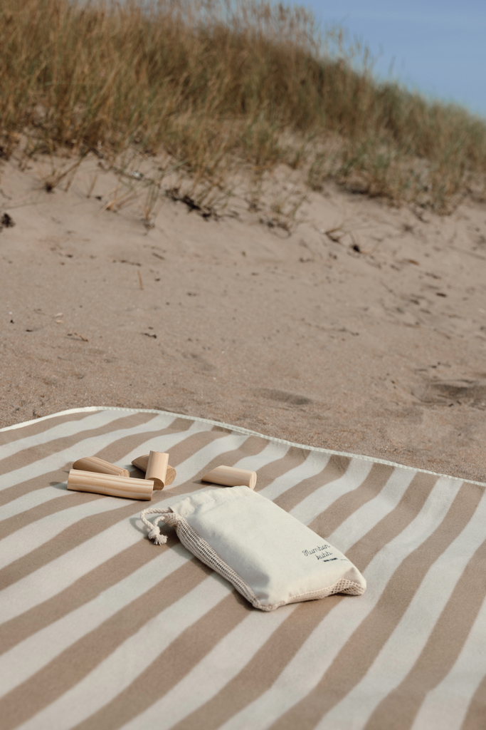 VINGA Muge Mini Zahlenspiel aus FSC-Holz mit Logo bedruckbar