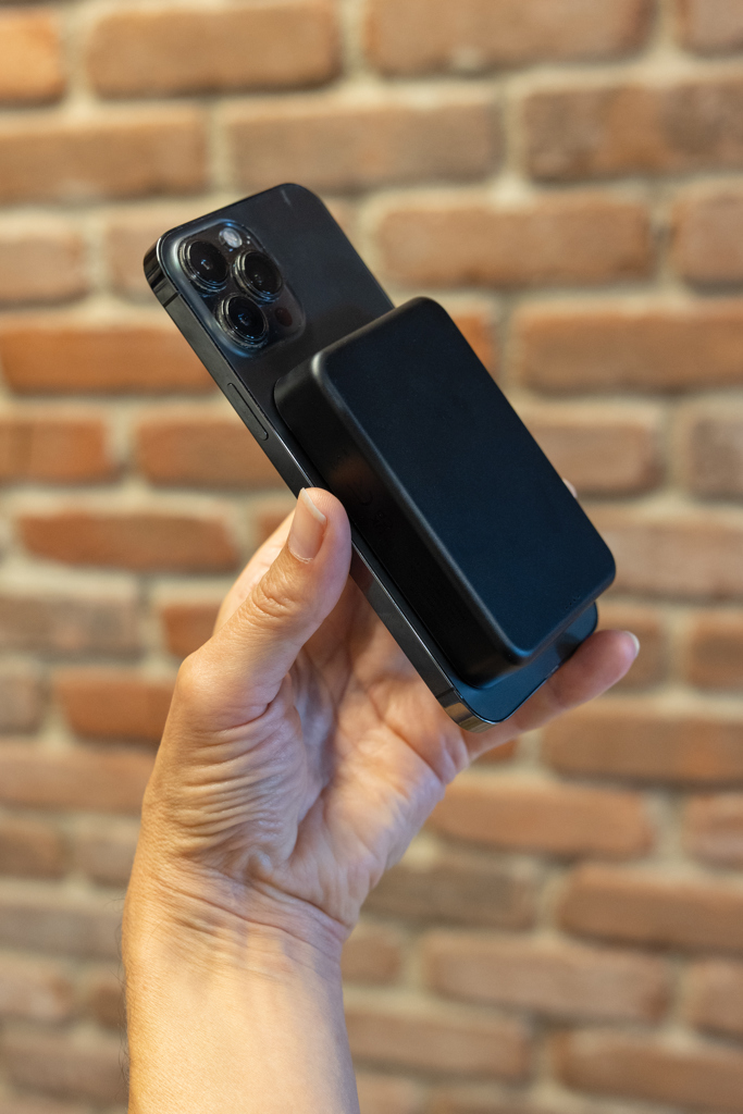 Amporia Powerbank 10.000 mAh magnetisch (RCS recyceltes ABS)